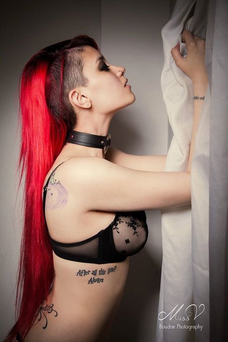 Niniah Wolfy