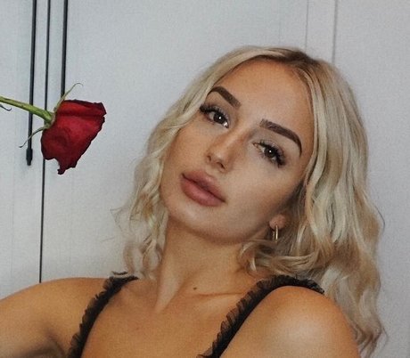 Milan Rose