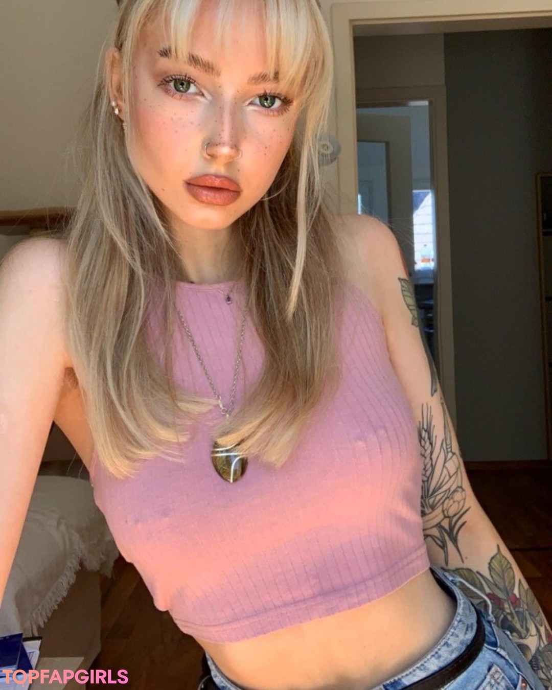 Foto desnuda filtrada de OnlyFans de Caelyn Mathews #58 Foto desnuda filtrada de OnlyFans de Caelyn Mathews #58