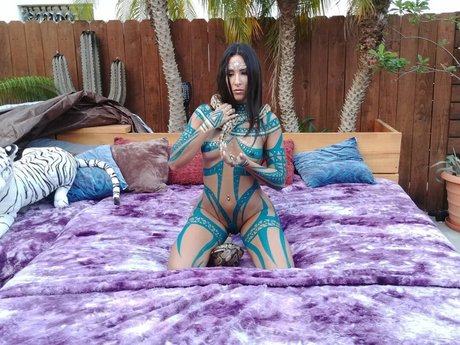Sabrina Guetshaa