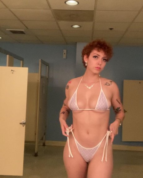 Foto desnuda filtrada de OnlyFans de The Divine Devin