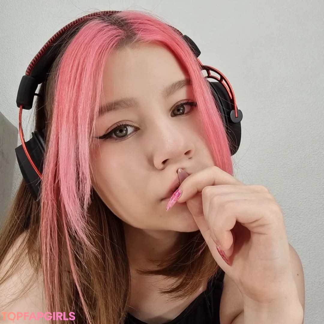 Foto desnuda filtrada de OnlyFans de Valera Gurova #17 Foto desnuda filtrada de OnlyFans de Valera Gurova #17
