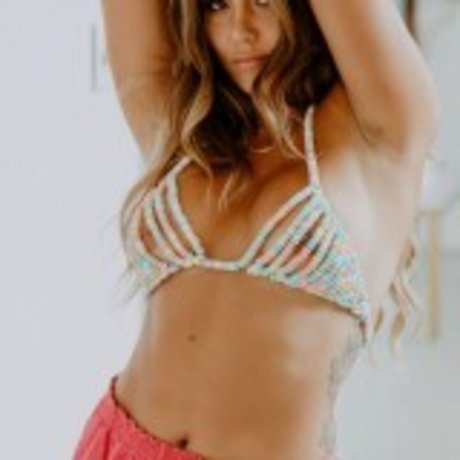 Tori Deal