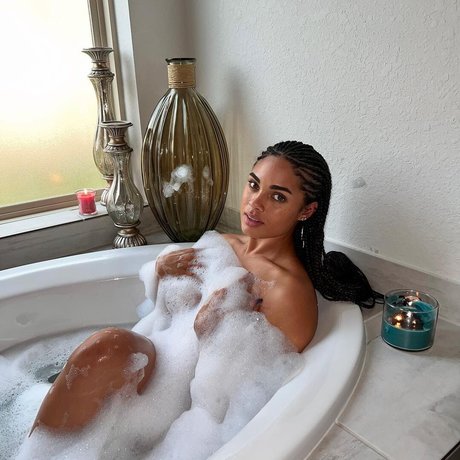 Ravyn Rochelle