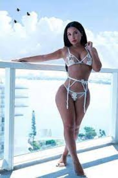 Mandy Milano