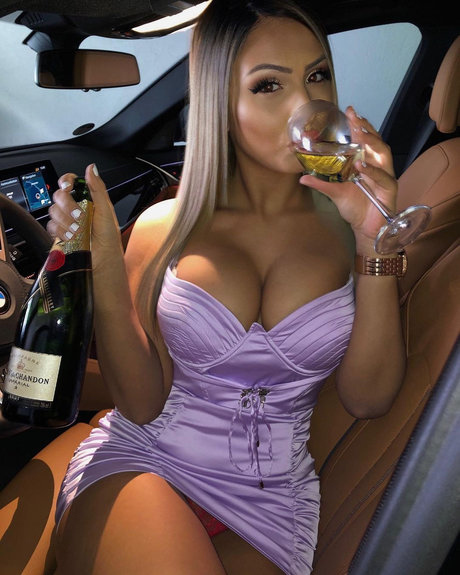 Foto desnuda filtrada de OnlyFans de Vasilka Vazzzlegramm