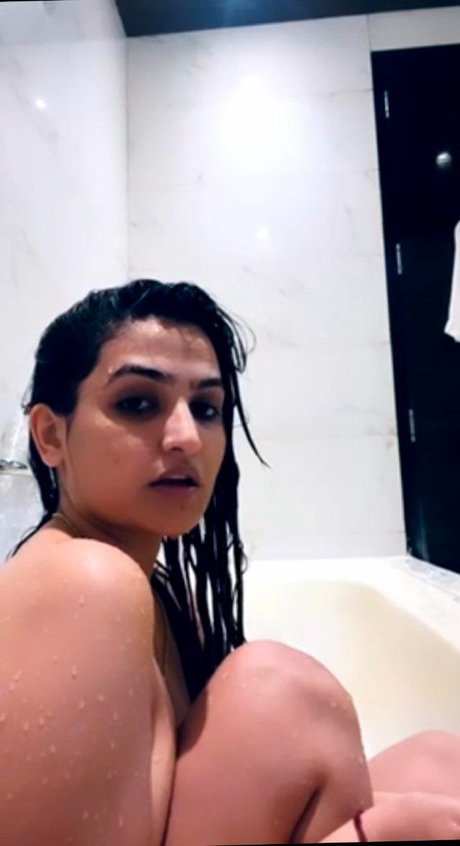 Foto desnuda filtrada de OnlyFans de Sassy Poonam