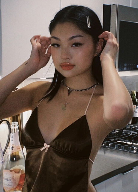 Alina Lin
