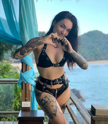 Bella Isadora