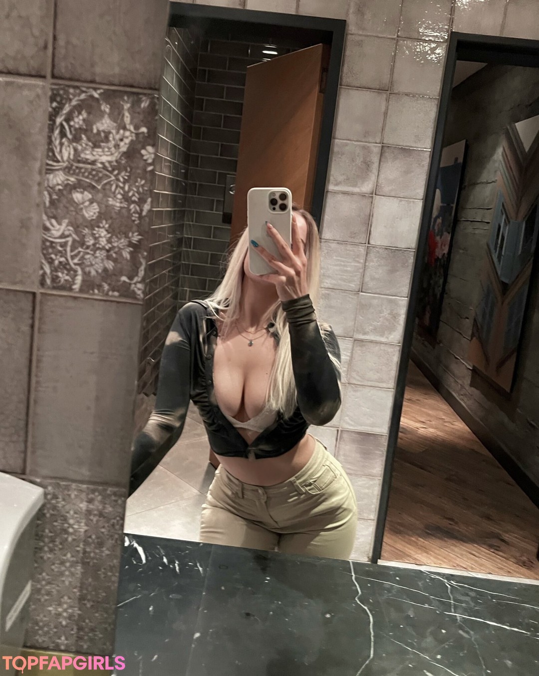 Foto desnuda filtrada de OnlyFans de Gizem Bagdacicek #155 Foto desnuda filtrada de OnlyFans de Gizem Bagdacicek #155