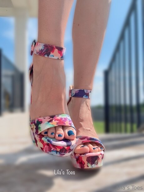 Foto desnuda filtrada de OnlyFans de Lilas Toes