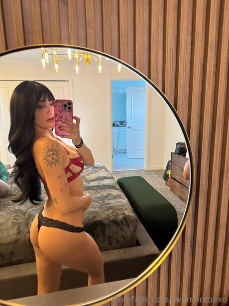 Foto desnuda filtrada de OnlyFans de Avamonroexo