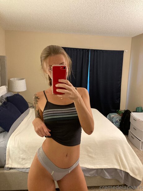 Foto desnuda filtrada de OnlyFans de Peaches Free