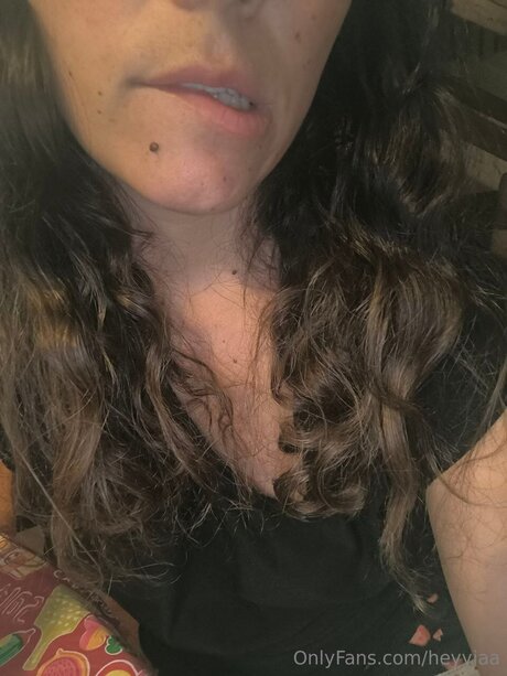 Foto desnuda filtrada de OnlyFans de Heyyiaa