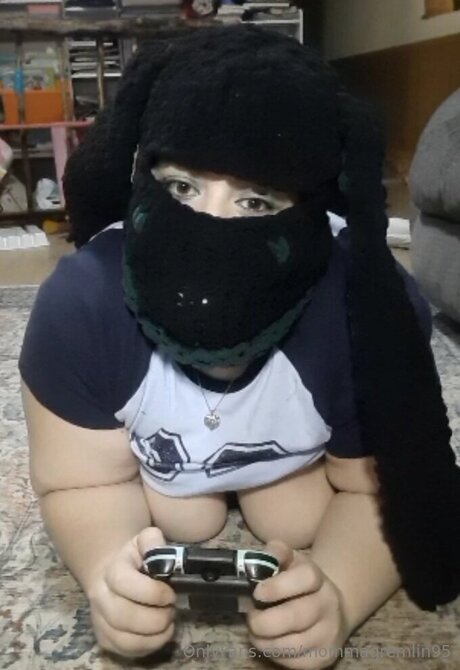 Mommagremlin95