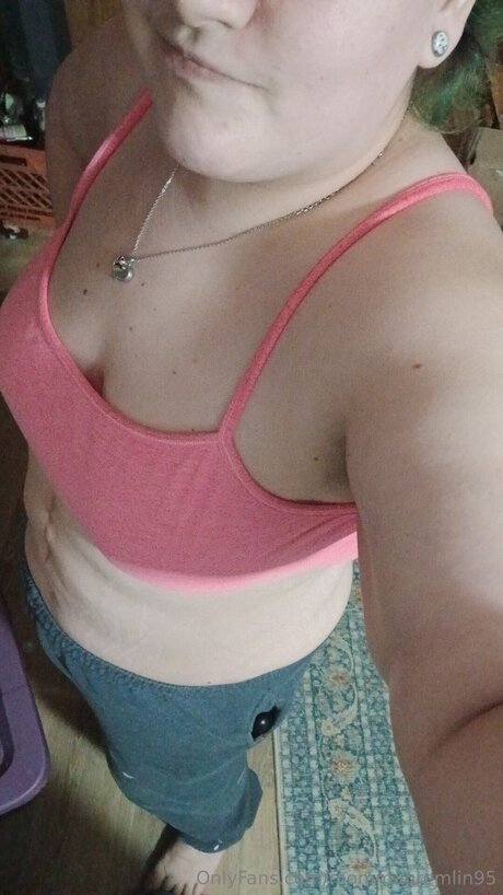 Mommagremlin95