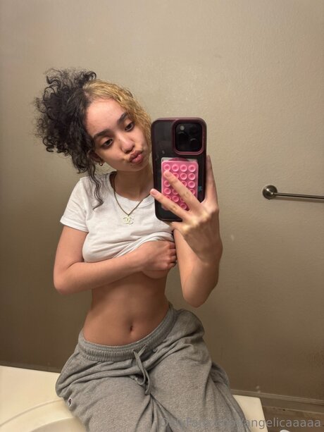 Angelicaaaaa