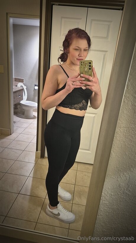 Foto desnuda filtrada de OnlyFans de Crystaab