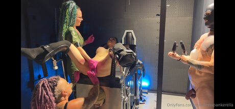 Mistressspankerella