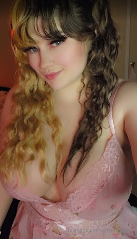 Kitten Bea0