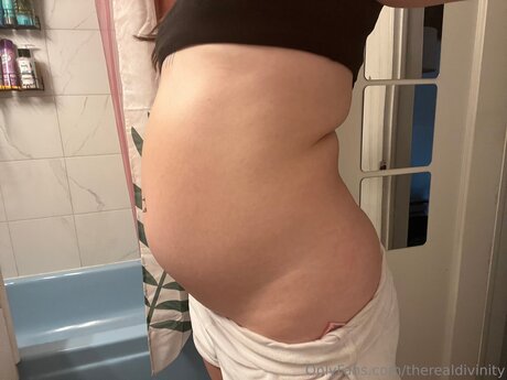 Foto desnuda filtrada de OnlyFans de Therealdivinity