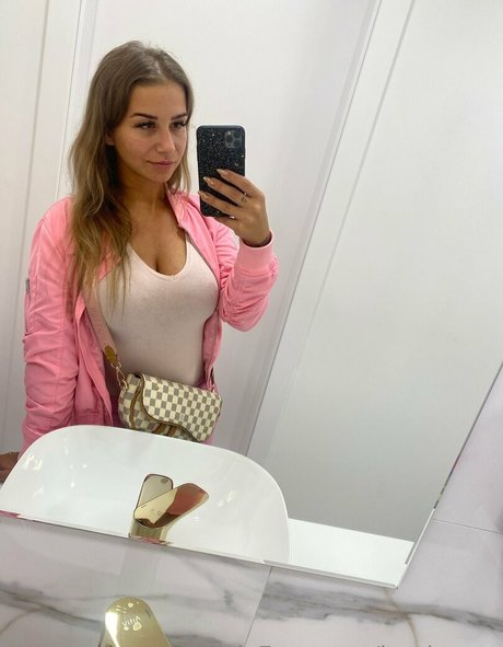 Jassiecute