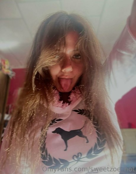 Foto desnuda filtrada de OnlyFans de Sweetzoehot