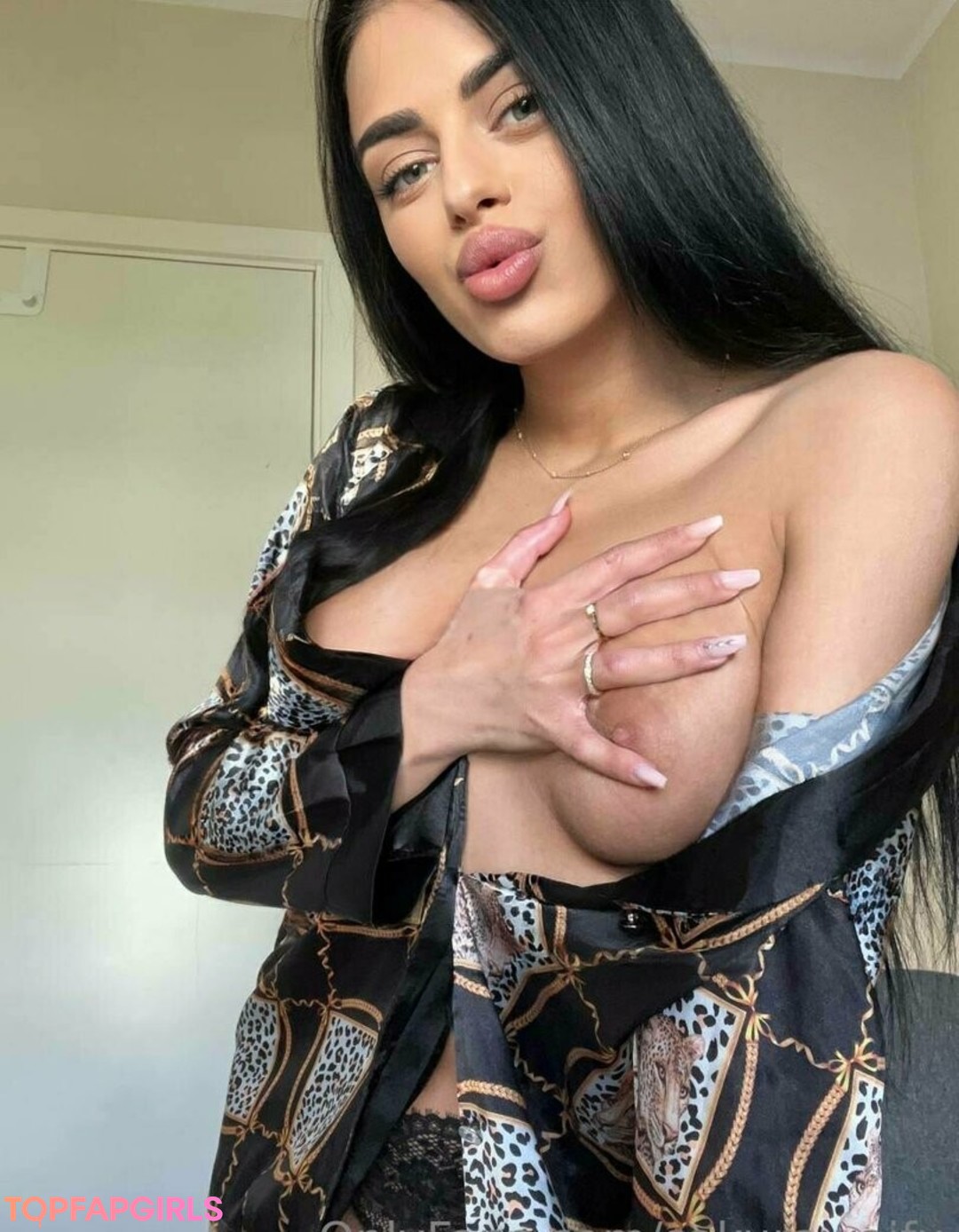 Foto desnuda filtrada de OnlyFans de Sakurawaifu #296 Foto desnuda filtrada de OnlyFans de Sakurawaifu #296