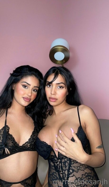 Foto desnuda filtrada de OnlyFans de Emma Deo