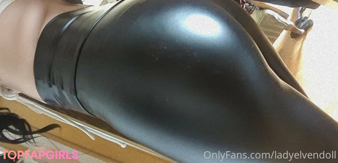 Foto desnuda filtrada de OnlyFans de Ladyelvendoll #13 Foto desnuda filtrada de OnlyFans de Ladyelvendoll #13