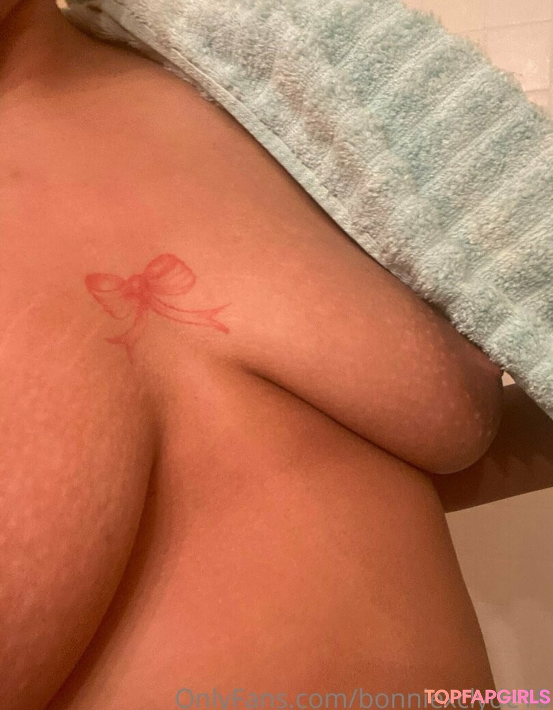 Foto desnuda filtrada de OnlyFans de Bonniexclyde18 #63 Foto desnuda filtrada de OnlyFans de Bonniexclyde18 #63
