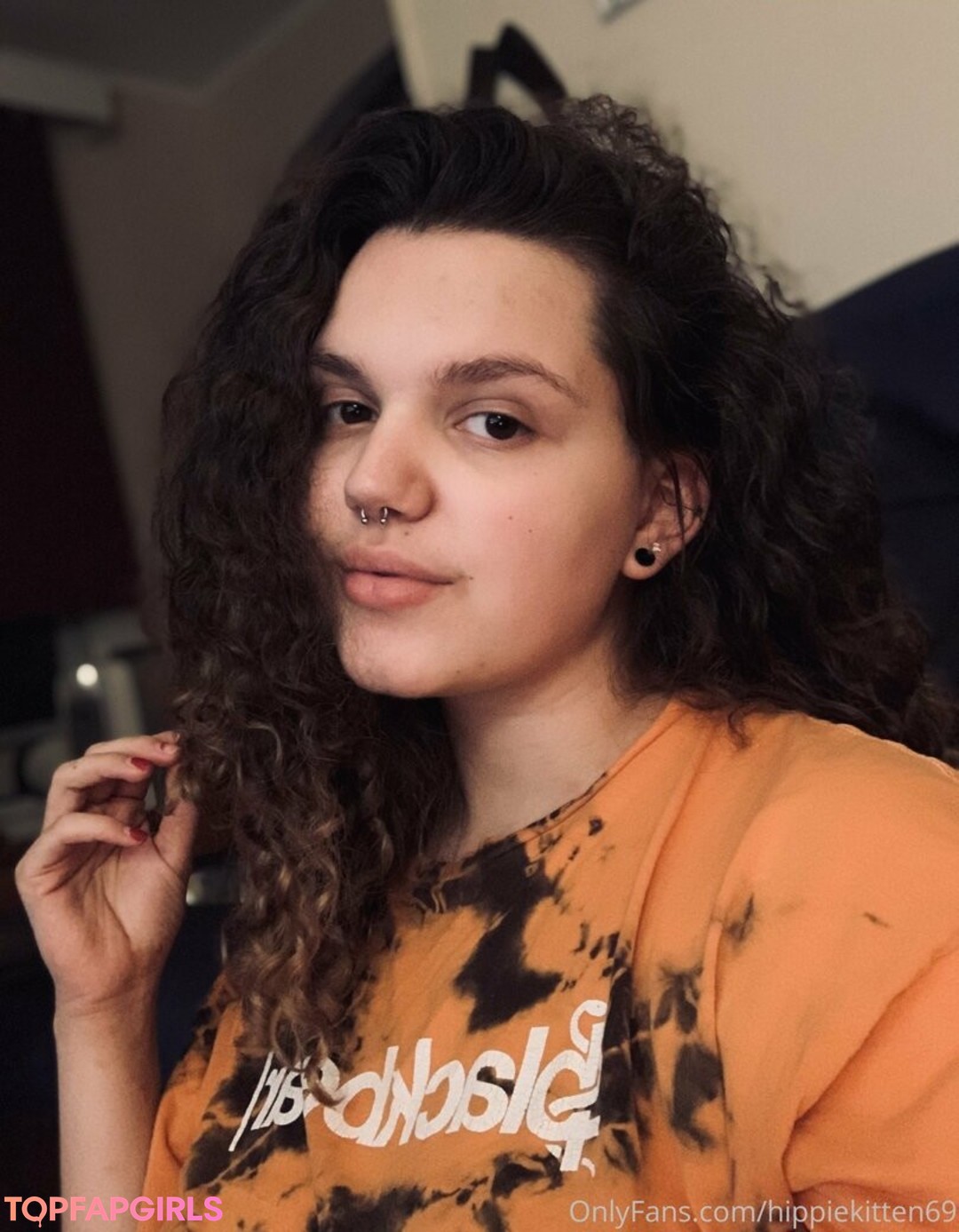 Foto desnuda filtrada de OnlyFans de Hippiekitten420 #3 Foto desnuda filtrada de OnlyFans de Hippiekitten420 #3