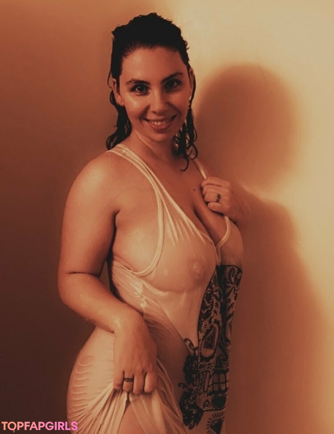 Foto desnuda filtrada de OnlyFans de Momnextdoor #28 Foto desnuda filtrada de OnlyFans de Momnextdoor #28