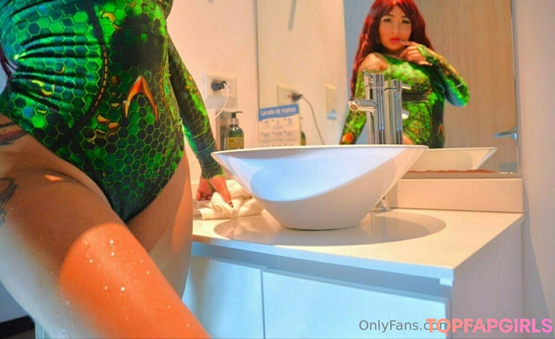 Foto desnuda filtrada de OnlyFans de Exotcosplayer #7 Foto desnuda filtrada de OnlyFans de Exotcosplayer #7