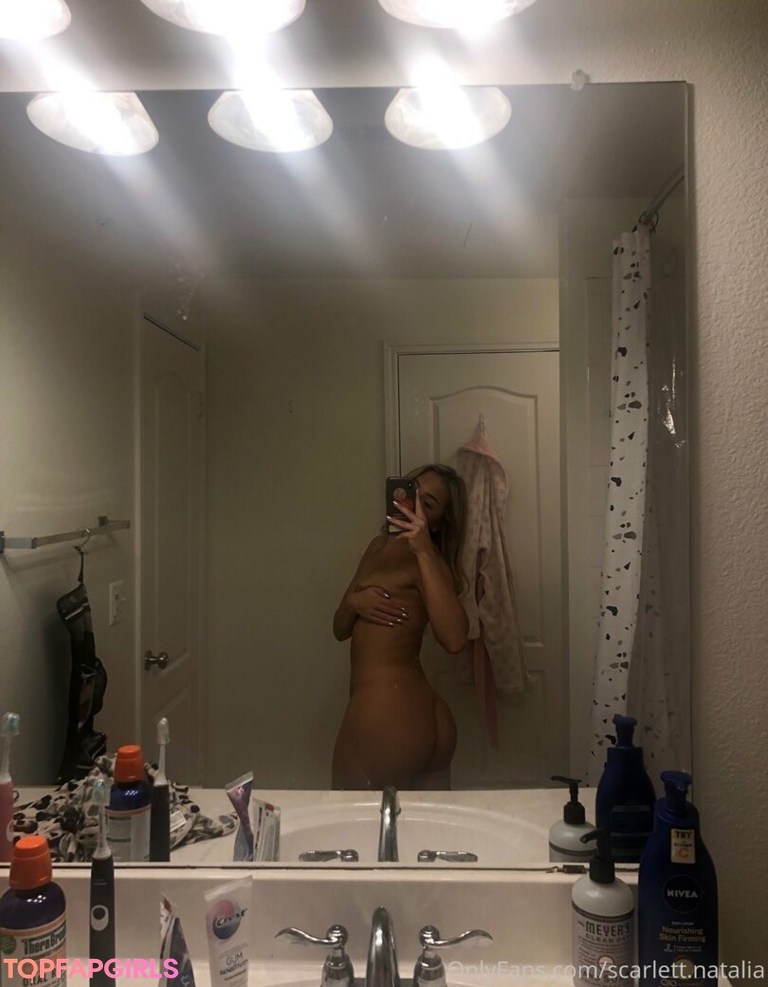 Foto desnuda filtrada de OnlyFans de Alessandranatalia #18 Foto desnuda filtrada de OnlyFans de Alessandranatalia #18