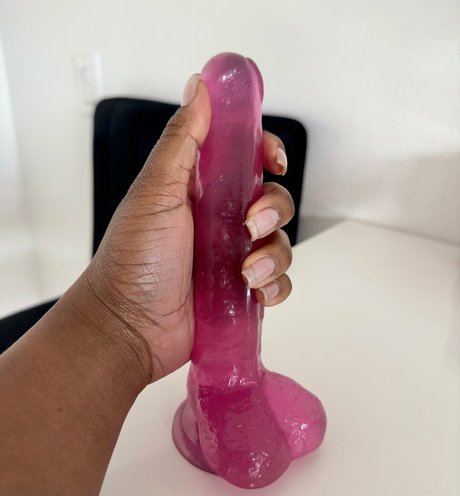 Foto desnuda filtrada de OnlyFans de Thelingerielounge