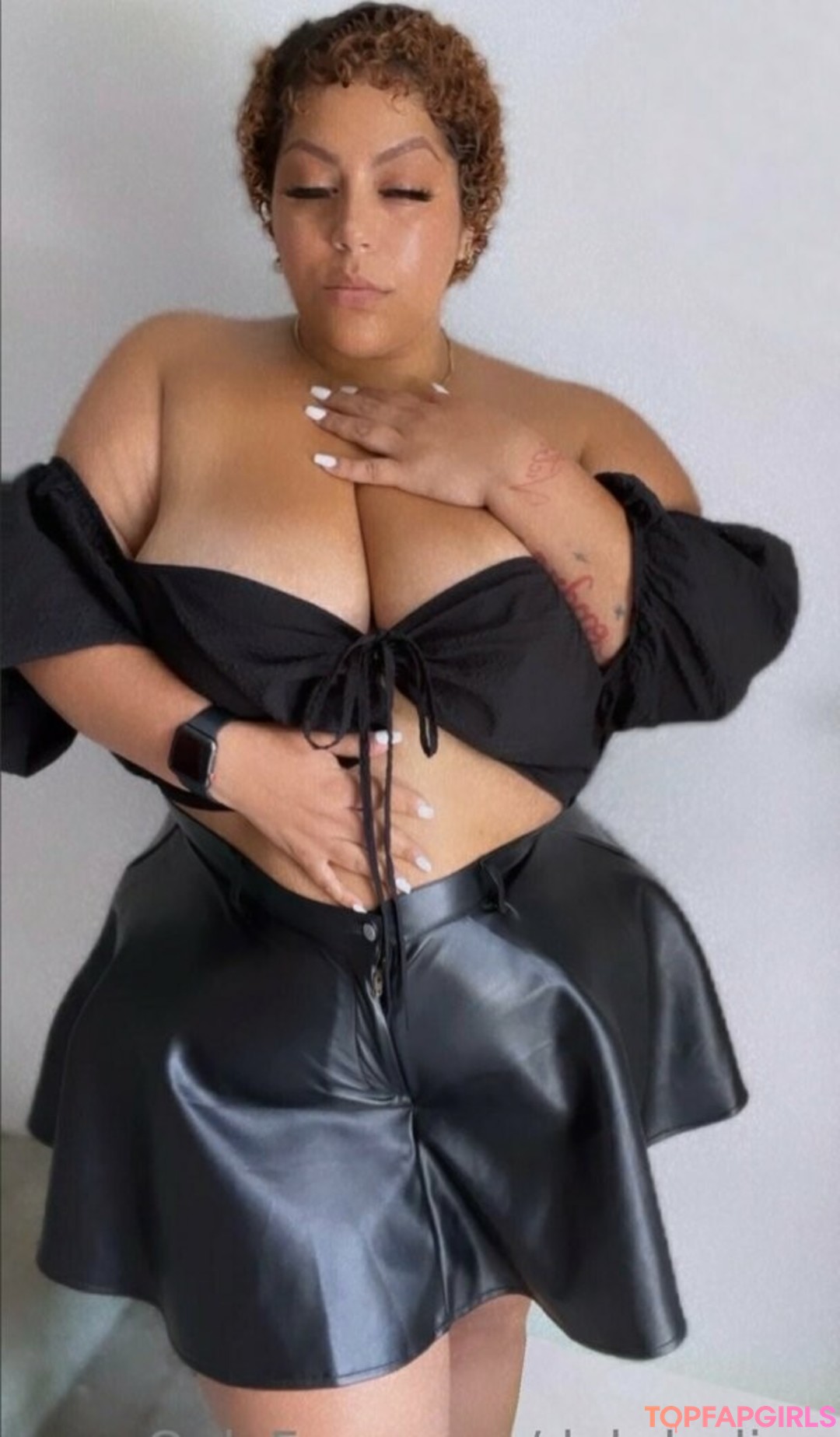 Foto desnuda filtrada de OnlyFans de Debdarling #16 Foto desnuda filtrada de OnlyFans de Debdarling #16