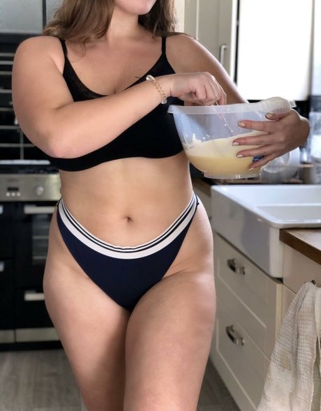 Foto desnuda filtrada de OnlyFans de Sluttygfandbf