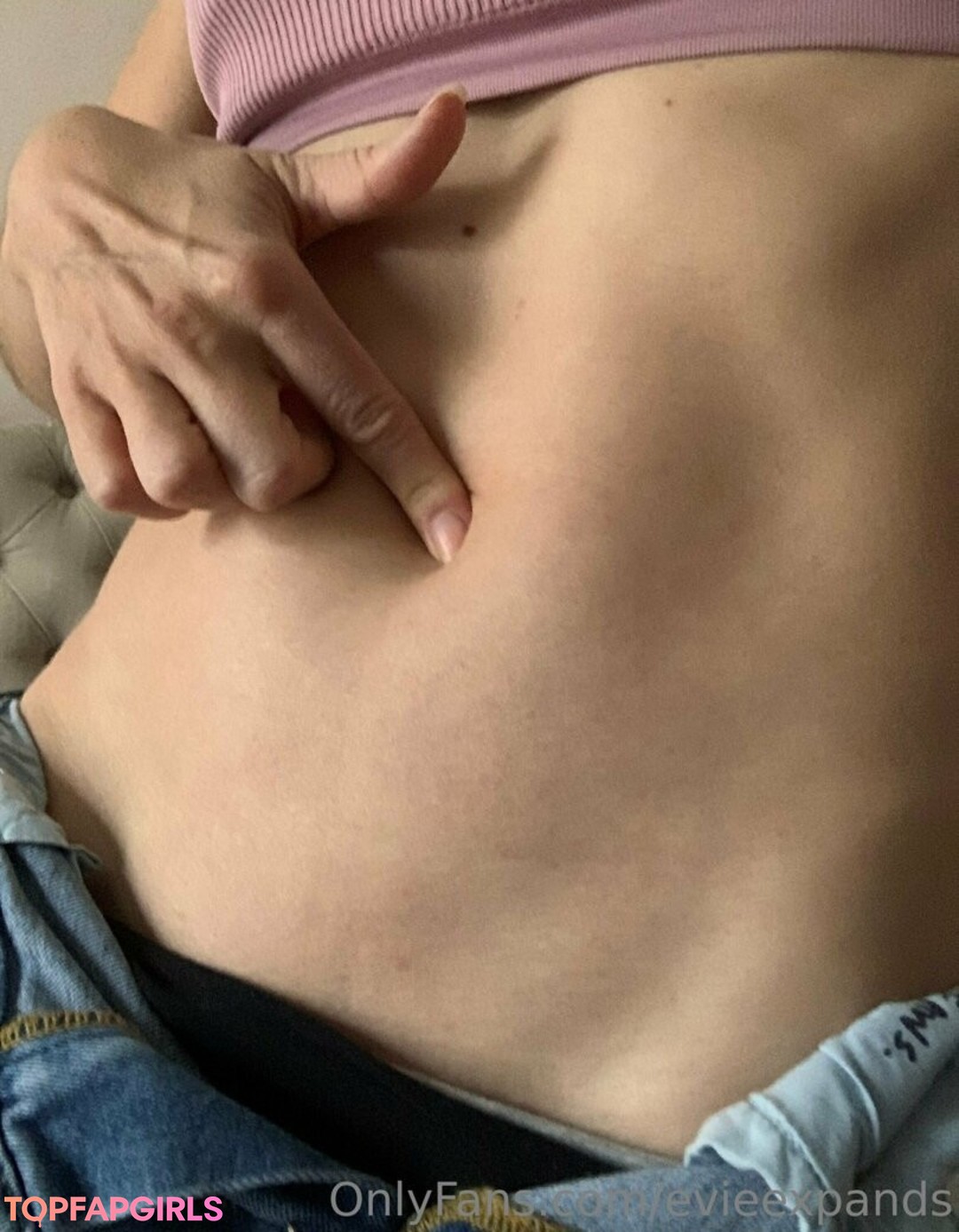 Foto desnuda filtrada de OnlyFans de Evieexpands #200 Foto desnuda filtrada de OnlyFans de Evieexpands #200