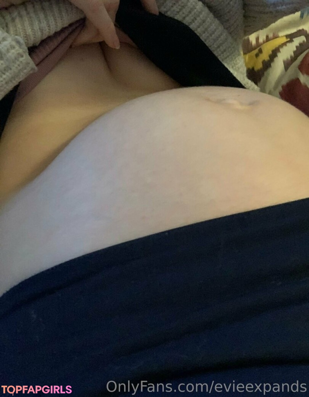 Foto desnuda filtrada de OnlyFans de Evieexpands #230 Foto desnuda filtrada de OnlyFans de Evieexpands #230