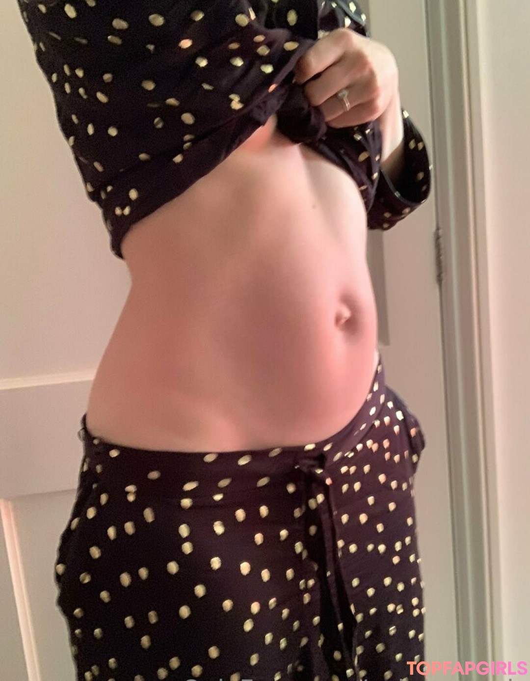 Foto desnuda filtrada de OnlyFans de Evieexpands #247 Foto desnuda filtrada de OnlyFans de Evieexpands #247