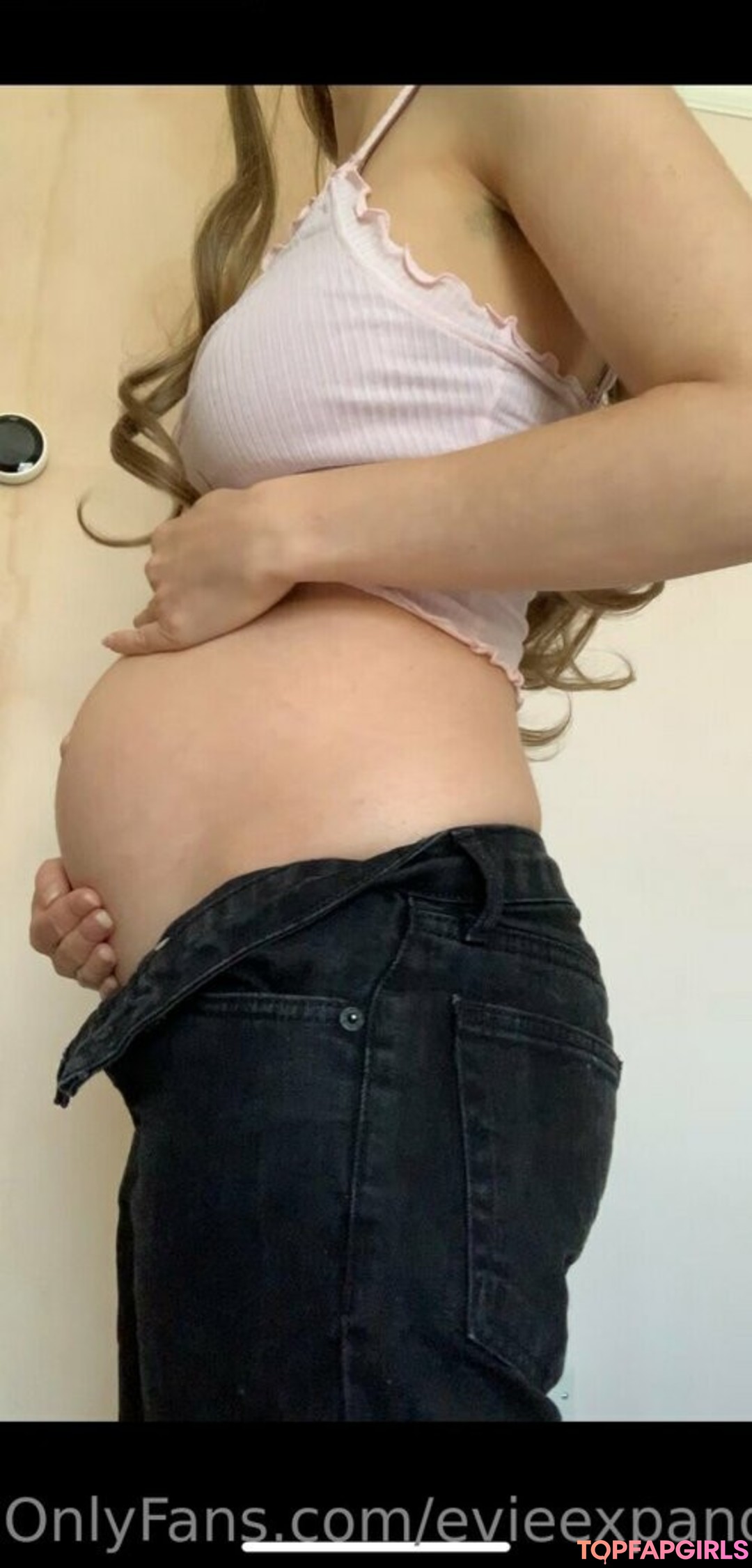 Foto desnuda filtrada de OnlyFans de Evieexpands #347 Foto desnuda filtrada de OnlyFans de Evieexpands #347