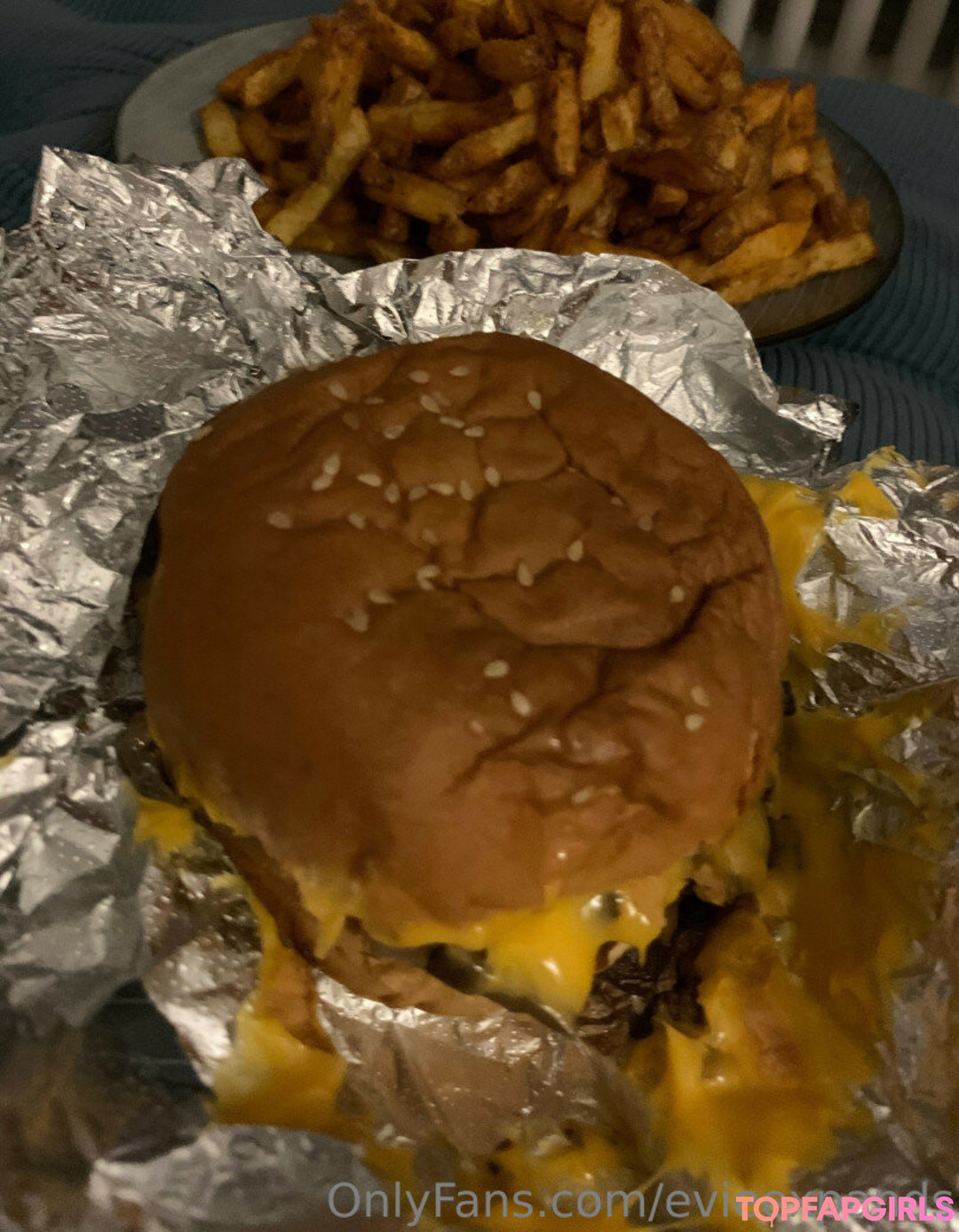 Foto desnuda filtrada de OnlyFans de Evieexpands #9 Foto desnuda filtrada de OnlyFans de Evieexpands #9