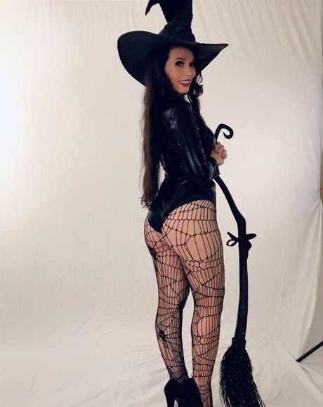 caroangulitocosplayer