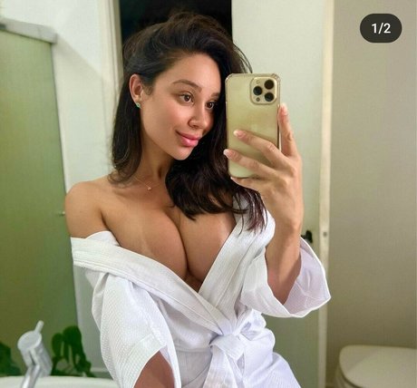 Foto desnuda filtrada de OnlyFans de Grazielle Roche
