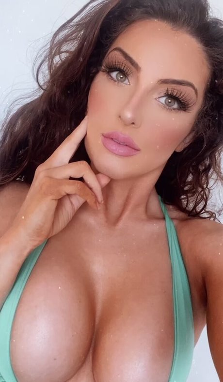 Foto desnuda filtrada de OnlyFans de Kayleigh Rose Dematos