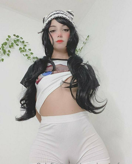 Foto desnuda filtrada de OnlyFans de Annekuronofree