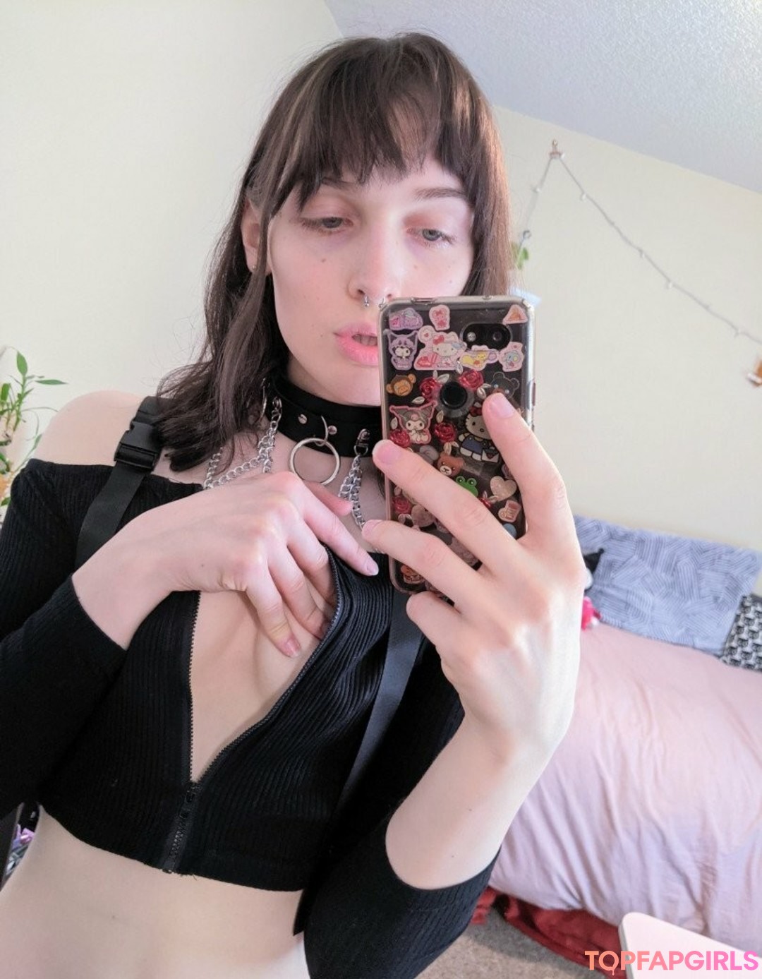 Foto desnuda filtrada de OnlyFans de Lovebitelola #1 Foto desnuda filtrada de OnlyFans de Lovebitelola #1