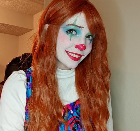 Clown Girls