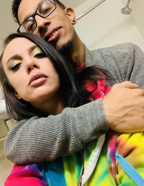 Officialmariajade